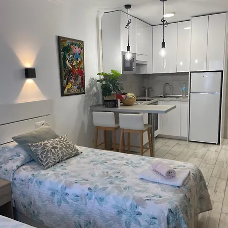 Cozy Harbour View In Puerto de la Cruz (Tenerife)